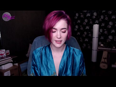 ❤️ 俄罗斯女孩用英语指导打飞机 Porno fb